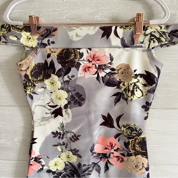 Dress - Picture 5 of 6